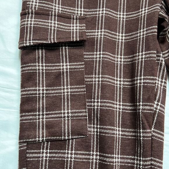 ⭐️nwt Revamped Plaid Cargo Jogger Pants⭐️ - Picture 5 of 8